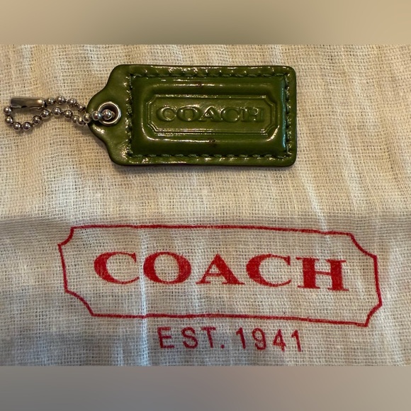 Coach Green Leather Hang Tag - Picture 1 of 3